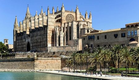 Top 7 Must-Do Activities in Palma De Mallorca for Holidays