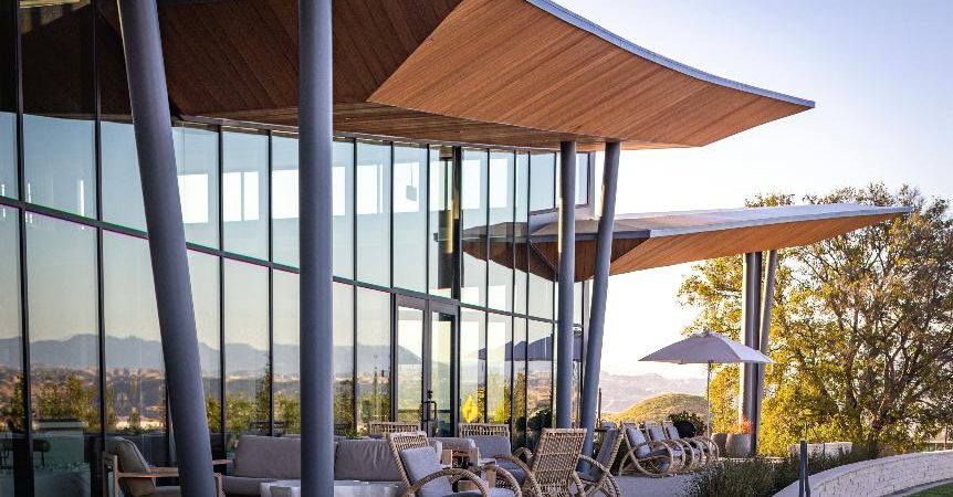 7 Luxurious Detox Centers in California